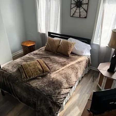 Heart Of The Burgh!! North Side Pittsburgh! Apartment
