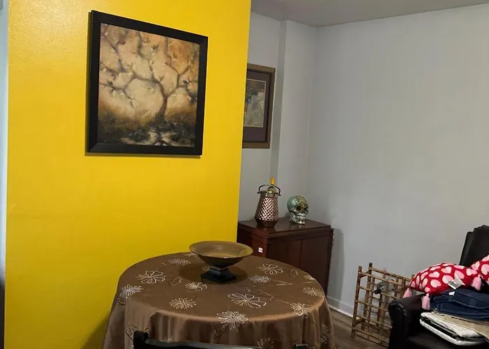 Heart Of The Burgh!! North Side Pittsburgh! Homestay Pittsburgh