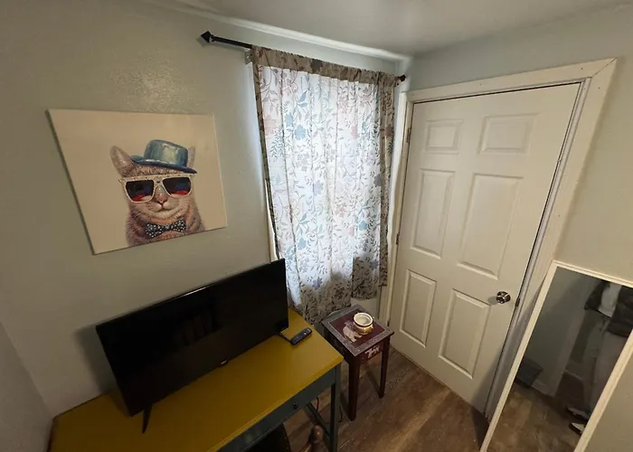 Heart Of The Burgh!! North Side Pittsburgh! Homestay Pittsburgh